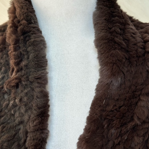 NWT Woven Rabbit Fur Scarf with 2 sets of hooks, 45 x 15" - Picture 5 of 6